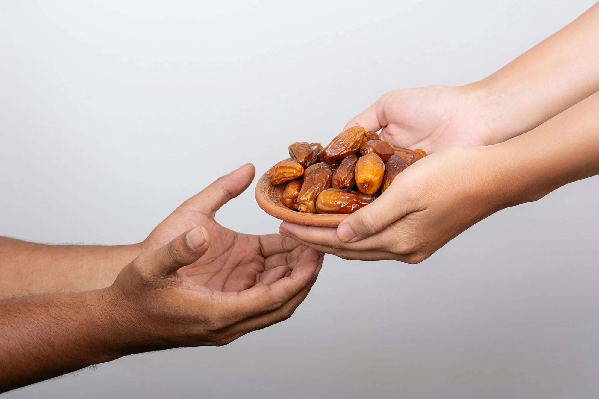 كيف تختار نوع الصدقة المناسب لك؟
