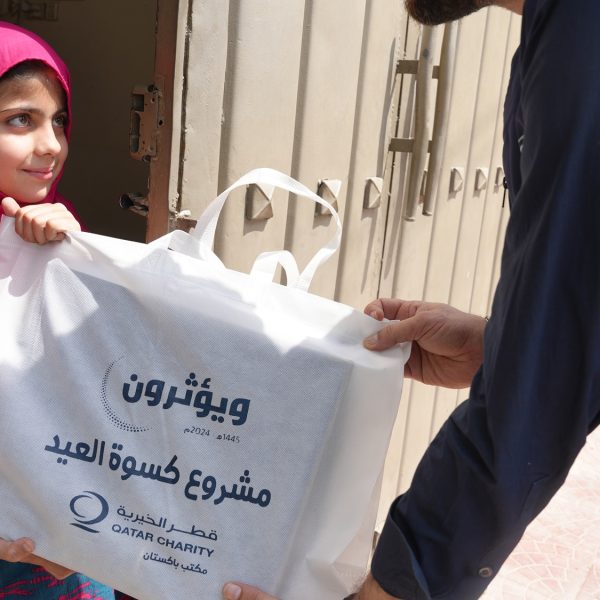 فرحة العيد للمحتاجين والأيتام: كيف ندخل السرور عليهم بطرق مبتكرة ومؤثرة