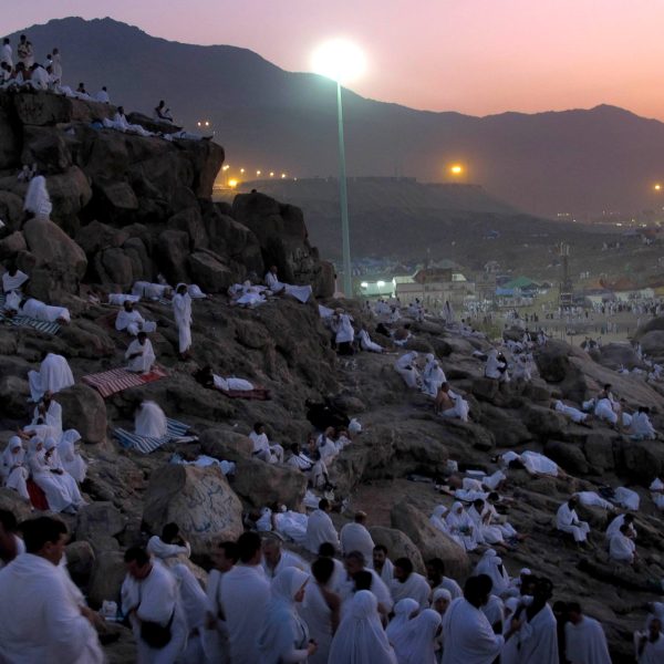 يوم عرفة 2024: فضائل أعظم أيام الله