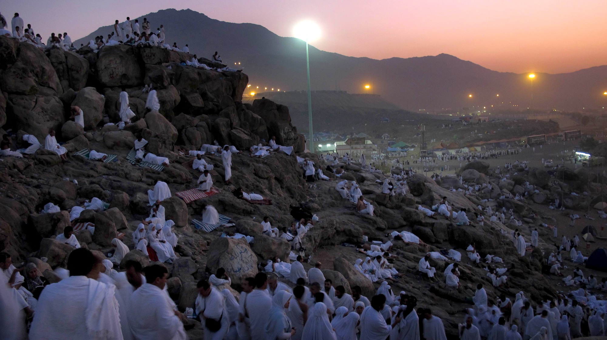 يوم عرفة 2024: فضائل أعظم أيام الله
